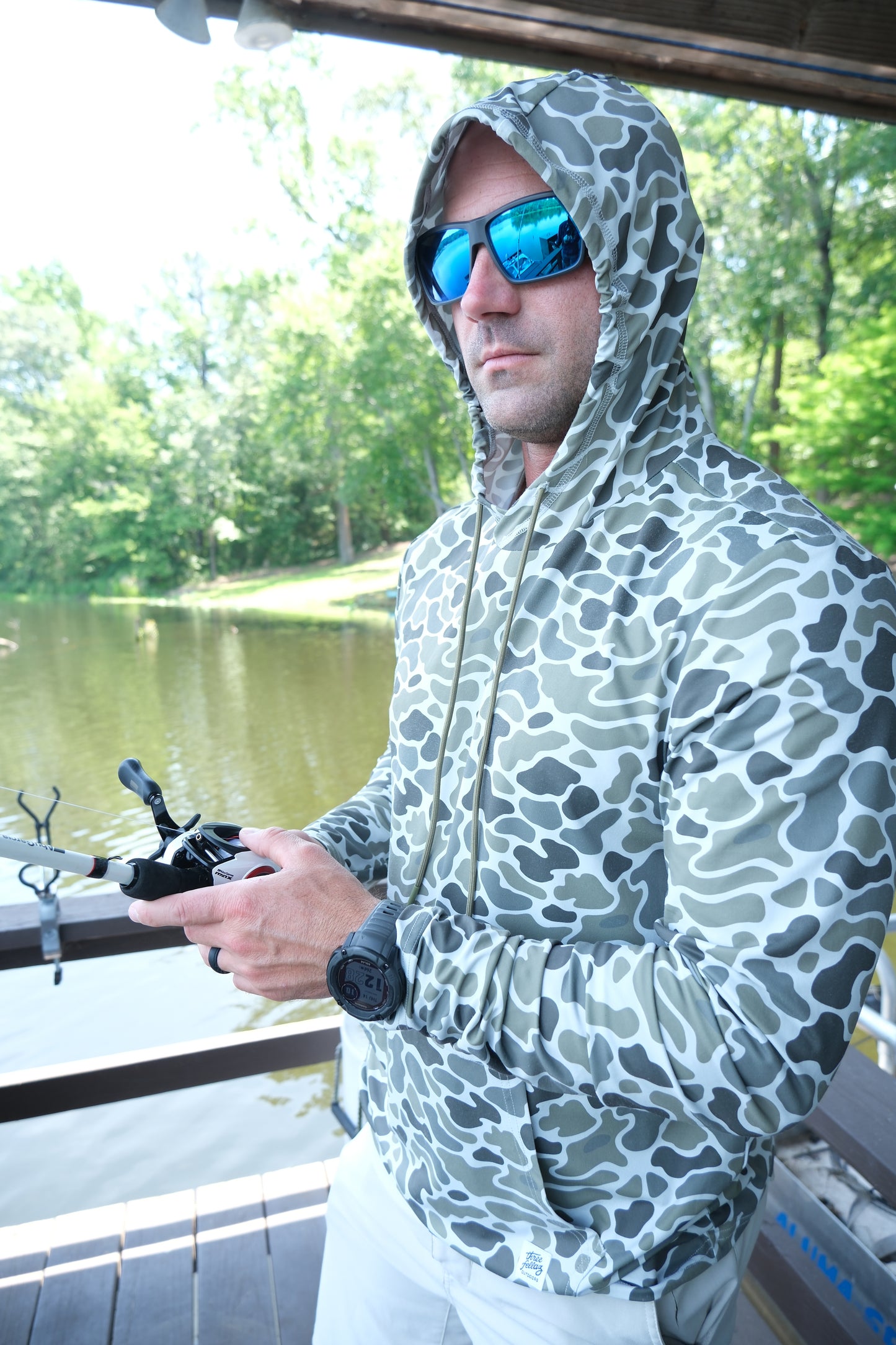 Lightweight Hoodie - Classic Camo