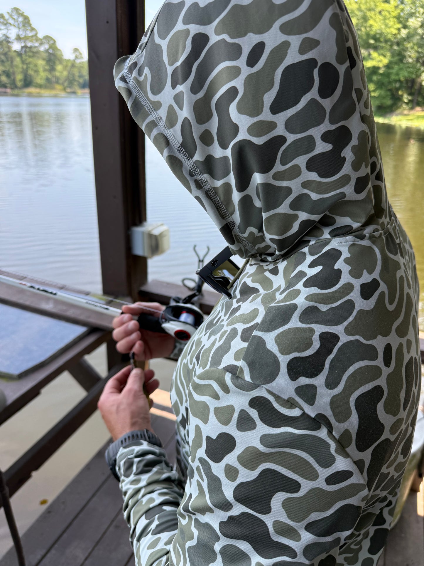 Lightweight Hoodie - Classic Camo