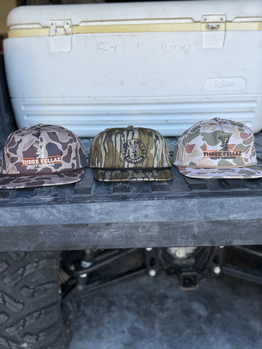 Three Fellaz Logo - Mossy Oak Bottom Land